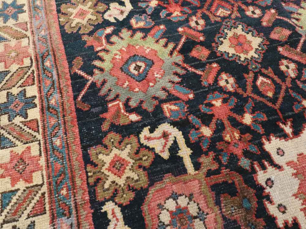 Antique Persian Mahal Carpet, No.18929 - Galerie Shabab