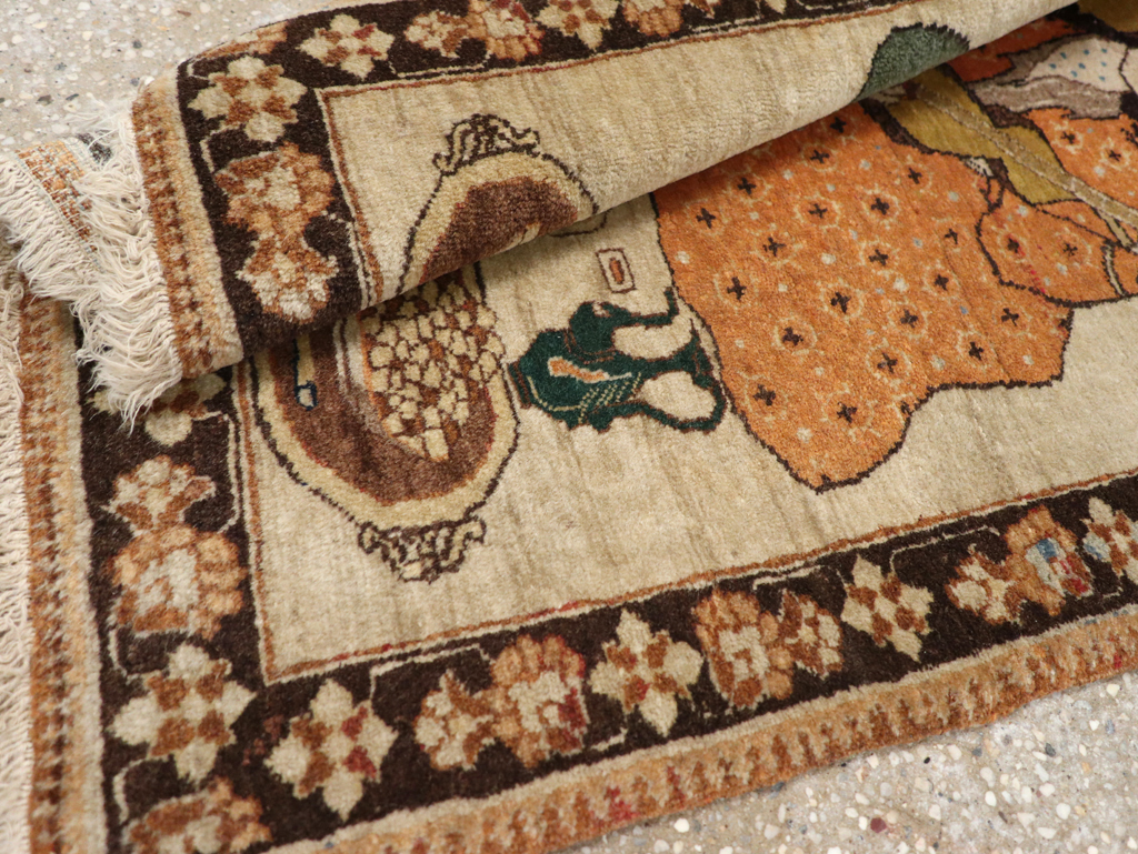 Vintage Persian Tabriz Pictorial Rug, No.18933 - Galerie Shabab
