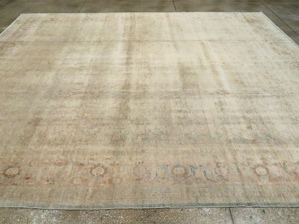 Antique Persian Tabriz Carpet, No.18949 - Galerie Shabab