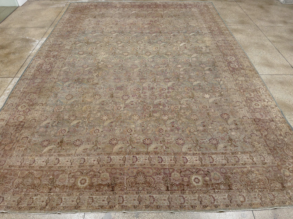 Antique Persian Mashad Carpet, No.18952 - Galerie Shabab