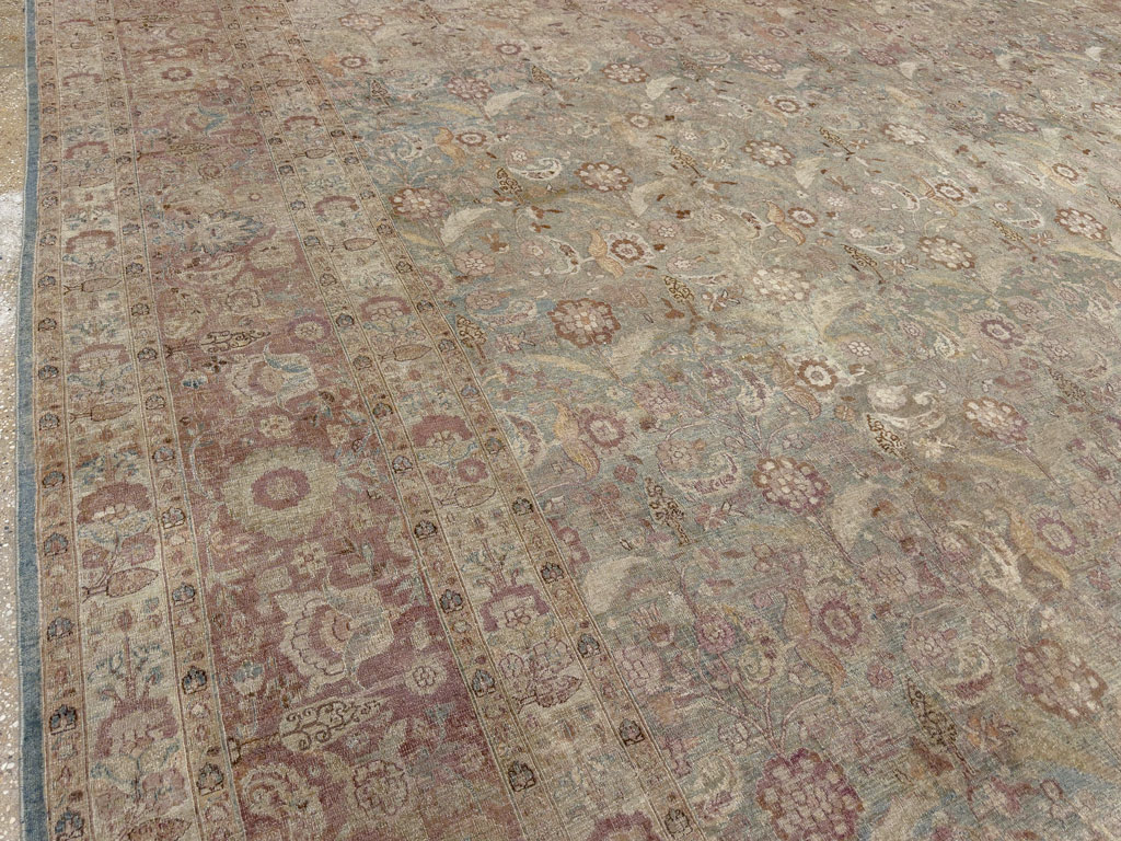 Antique Persian Mashad Carpet, No.18952 - Galerie Shabab