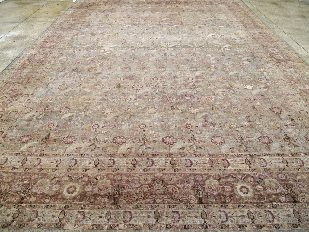 Antique Persian Mashad Carpet, No.18952 - Galerie Shabab