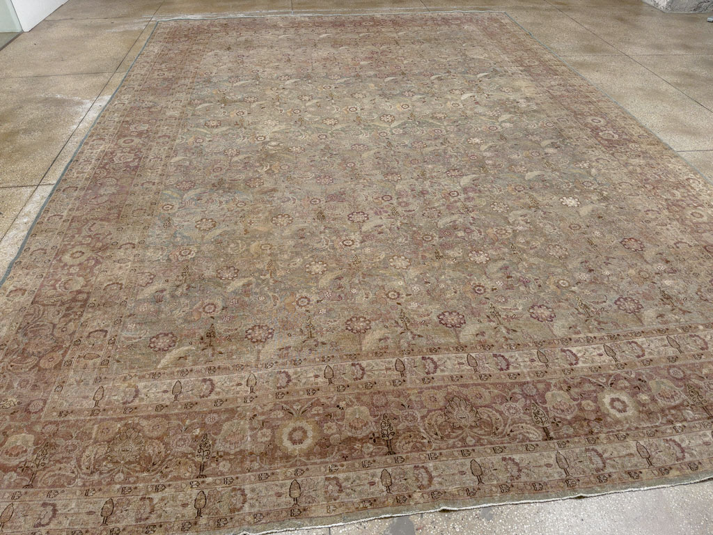 Antique Persian Mashad Carpet, No.18952 - Galerie Shabab