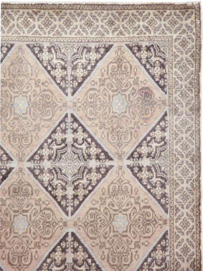 Vintage Turkish Anatolian Rug, No.18957 - Galerie Shabab