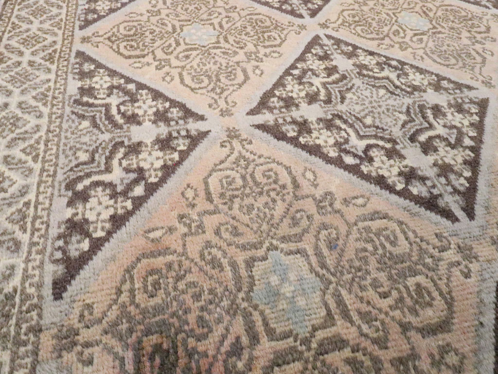 Vintage Turkish Anatolian Rug, No.18957 - Galerie Shabab