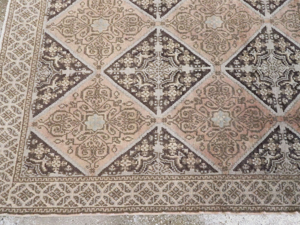 Vintage Turkish Anatolian Rug, No.18957 - Galerie Shabab