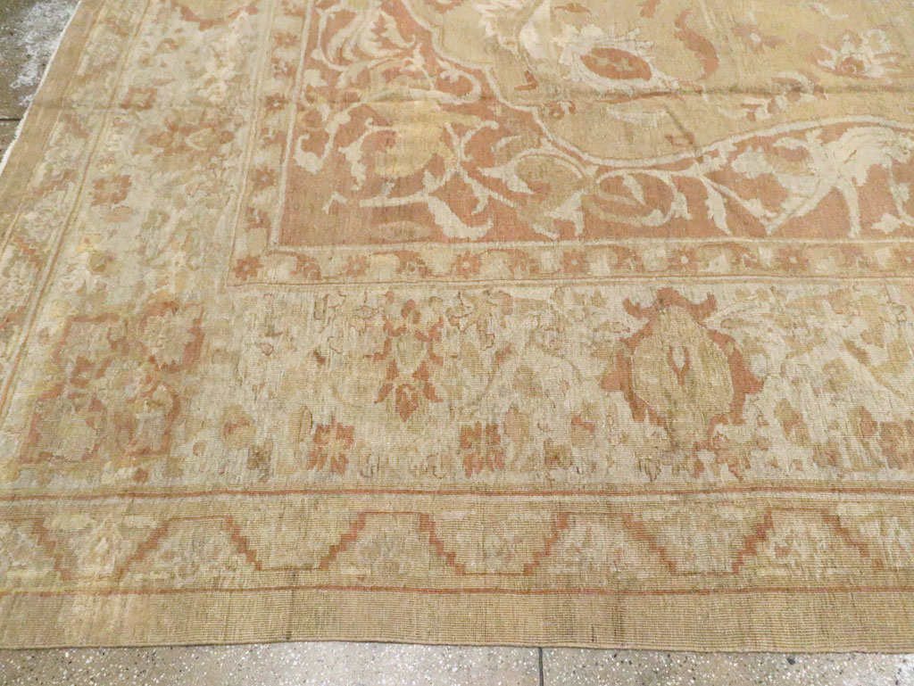 Antique Indian Agra Carpet, No.18961 - Galerie Shabab
