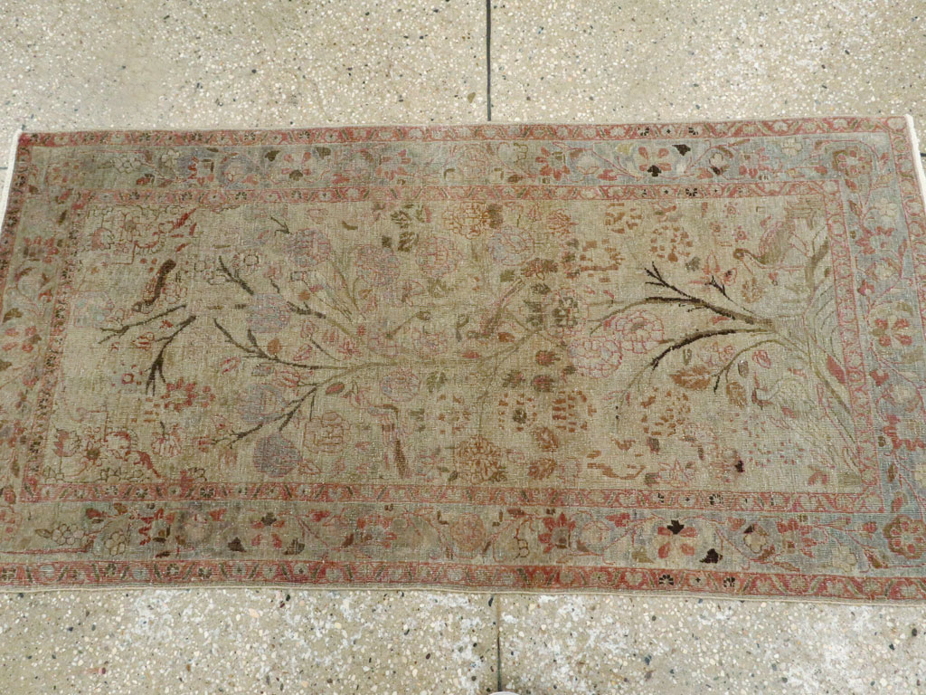 Antique Persian Lavar Kerman Rug, No.18962 - Galerie Shabab