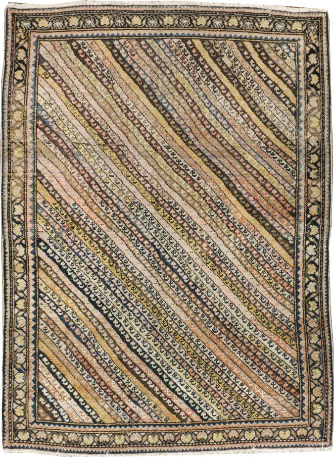 Antique Persian Malayer Rug, No.18963 - Galerie Shabab