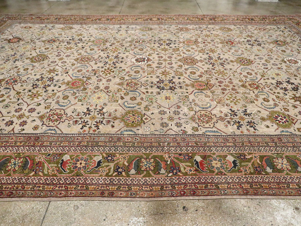 Antique Persian Mahal Carpet, No.18965 - Galerie Shabab