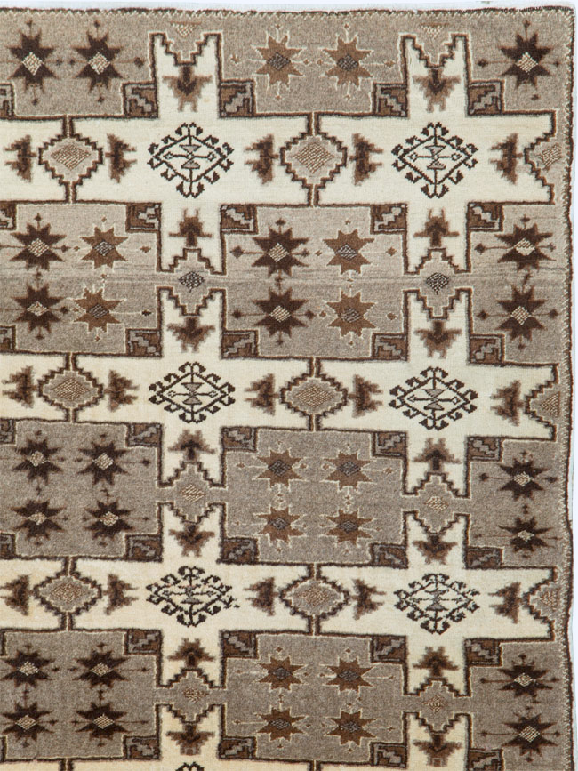 Vintage Turkish Anatolian Rug, No.18973 - Galerie Shabab
