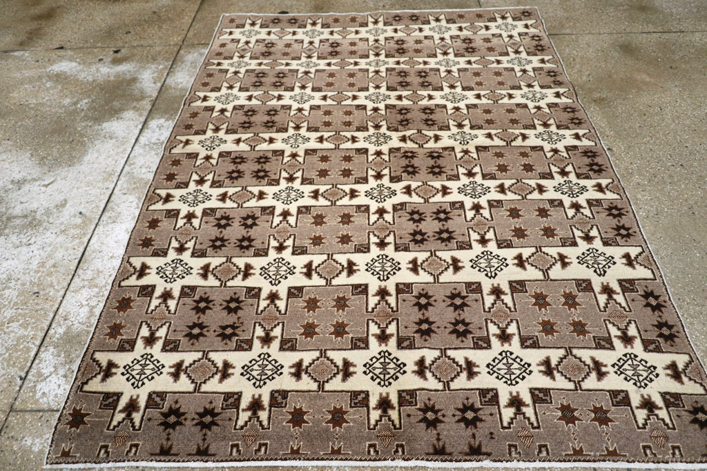 Vintage Turkish Anatolian Rug, No.18973 - Galerie Shabab