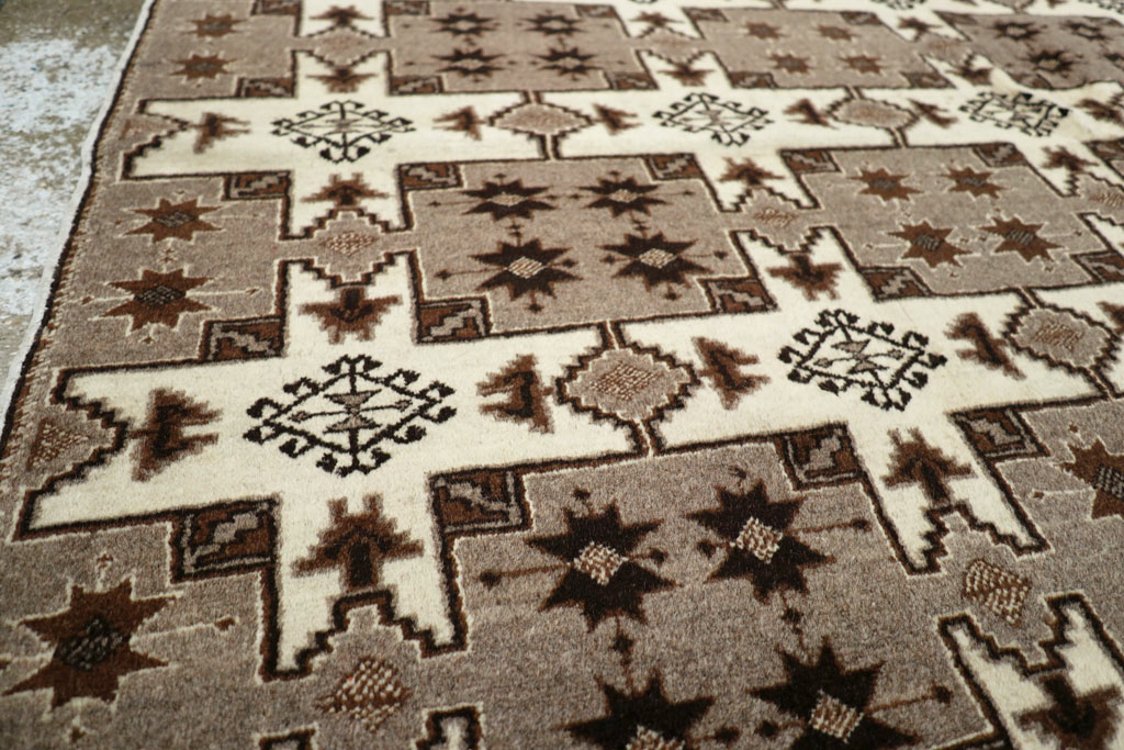 Vintage Turkish Anatolian Rug, No.18973 - Galerie Shabab