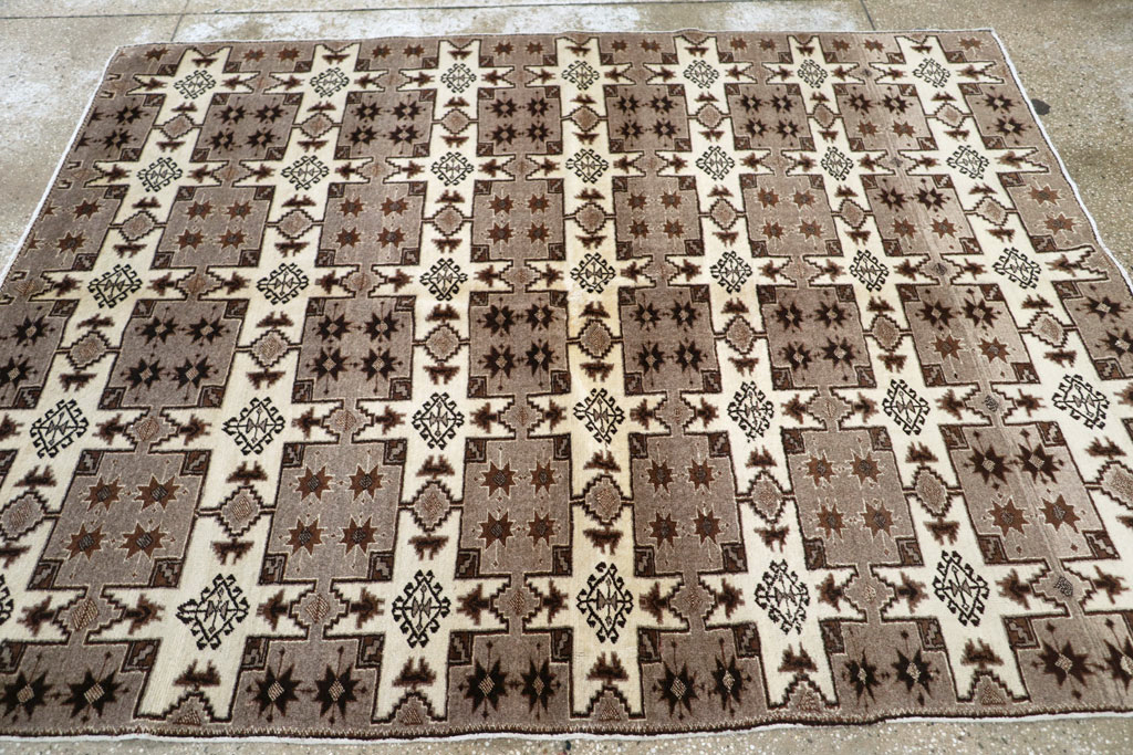 Vintage Turkish Anatolian Rug, No.18973 - Galerie Shabab