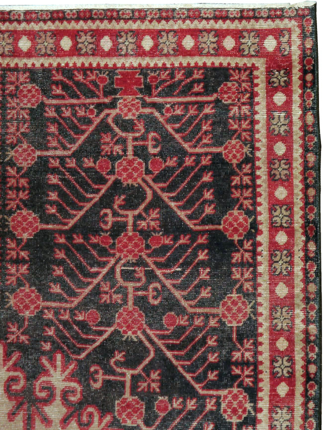 Antique East Turkestan Khotan Carpet, No.18980 - Galerie Shabab