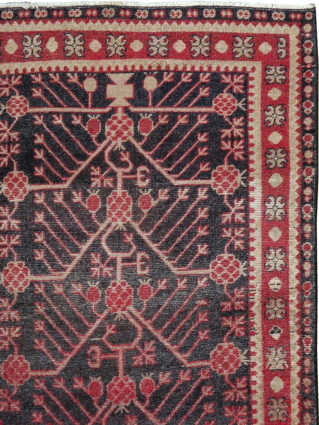 Antique East Turkestan Khotan Carpet, No.18980 - Galerie Shabab