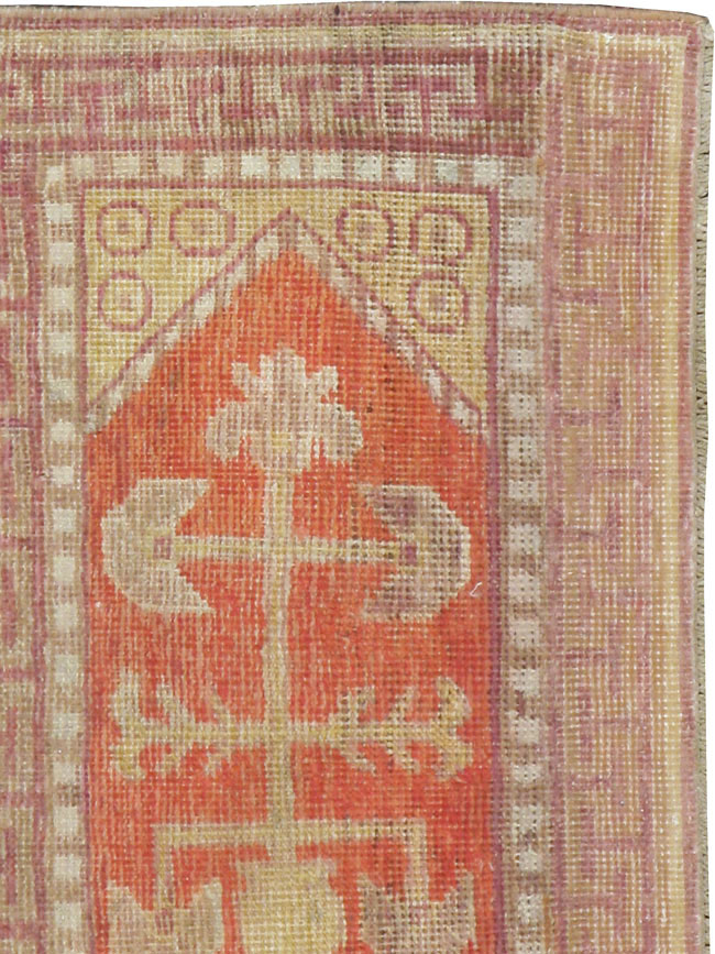 Vintage East Turkestan Khotan Saph Runner, No.18987 - Galerie Shabab