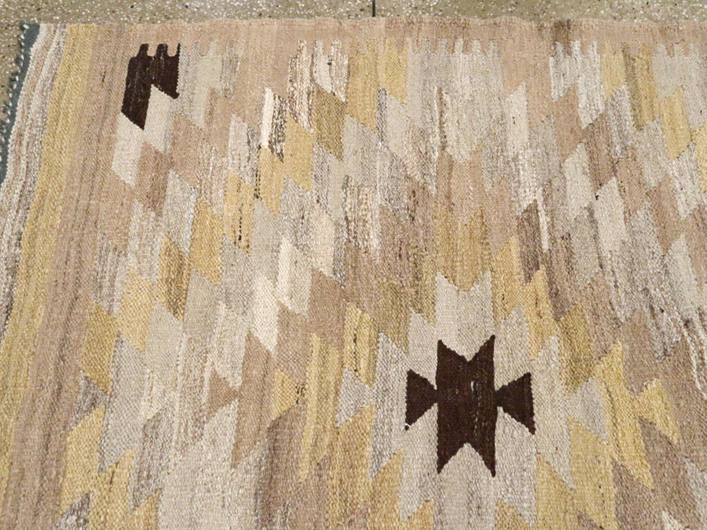 Modern Turkish Flat-weave Kilim, No.18993 - Galerie Shabab