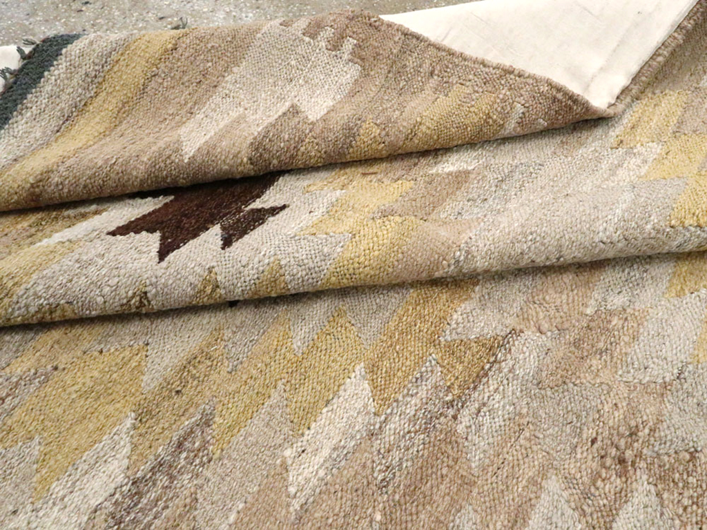 Modern Turkish Flat-weave Kilim, No.18993 - Galerie Shabab