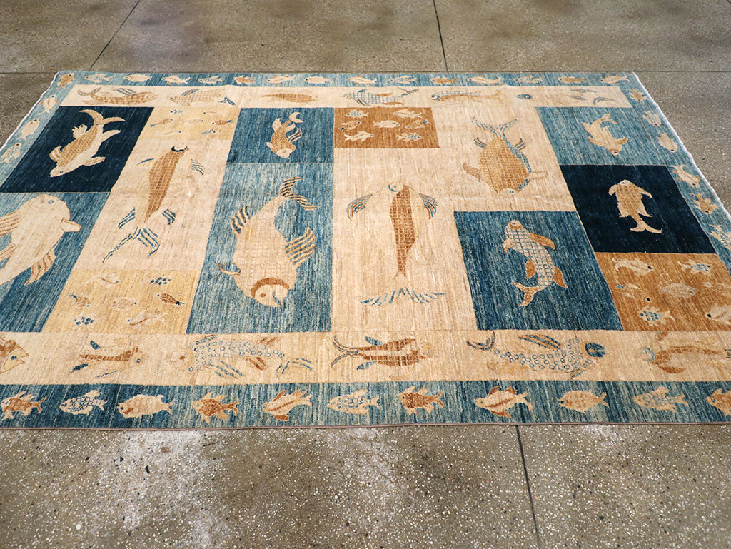 Contemporary Turkish Pictorial Accent Rug, No.18999 - Galerie Shabab