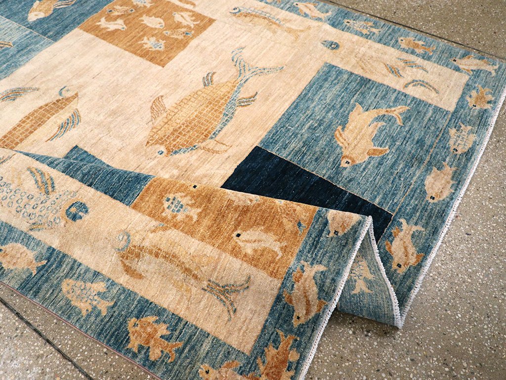 Contemporary Turkish Pictorial Accent Rug, No.18999 - Galerie Shabab