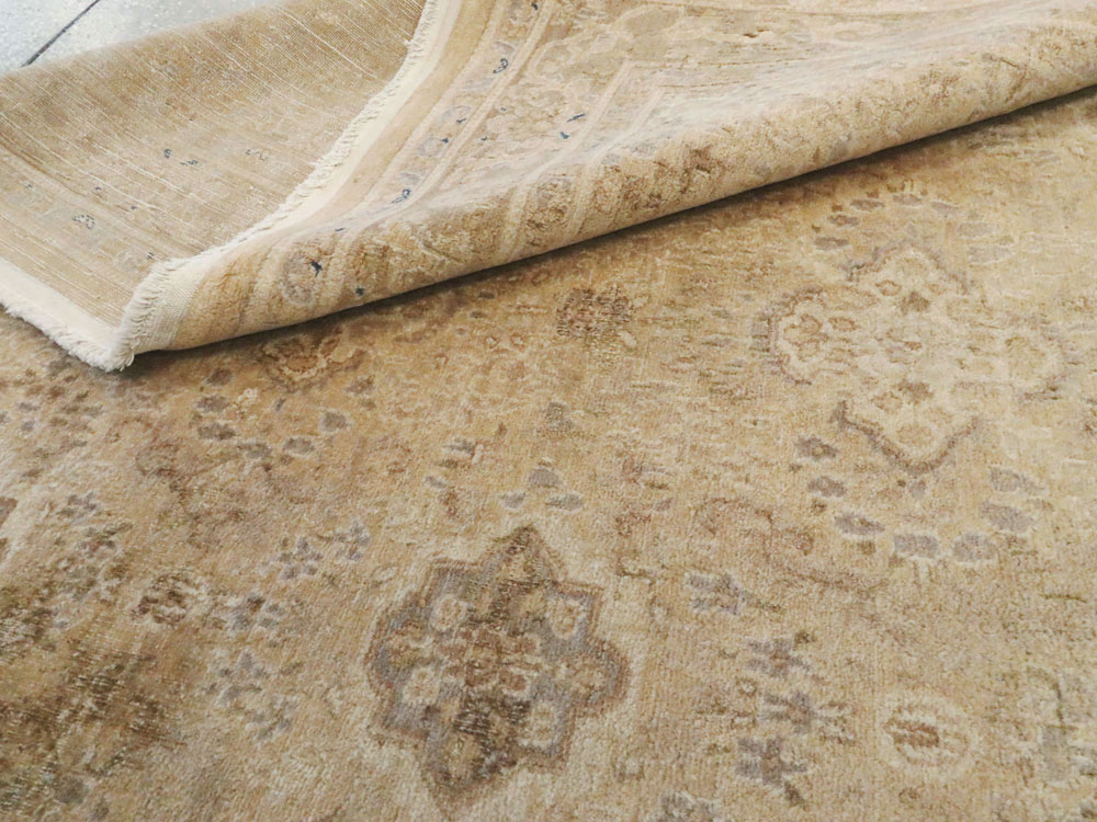 Vintage Indian Lahore Carpet, No.19000 - Galerie Shabab