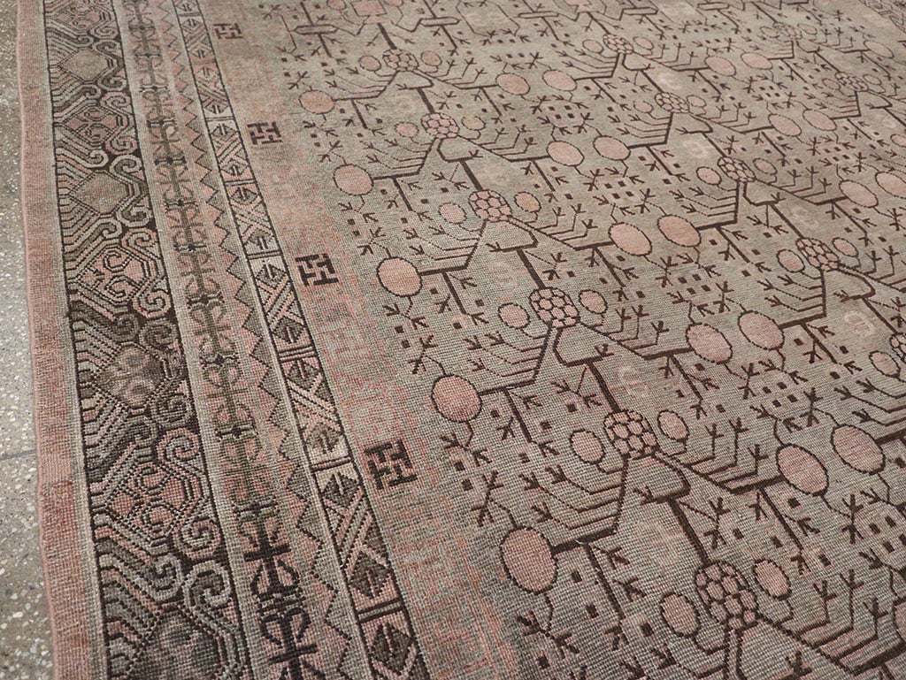 Antique East Turkestan Khotan Room Size Carpet, No.19007 - Galerie Shabab
