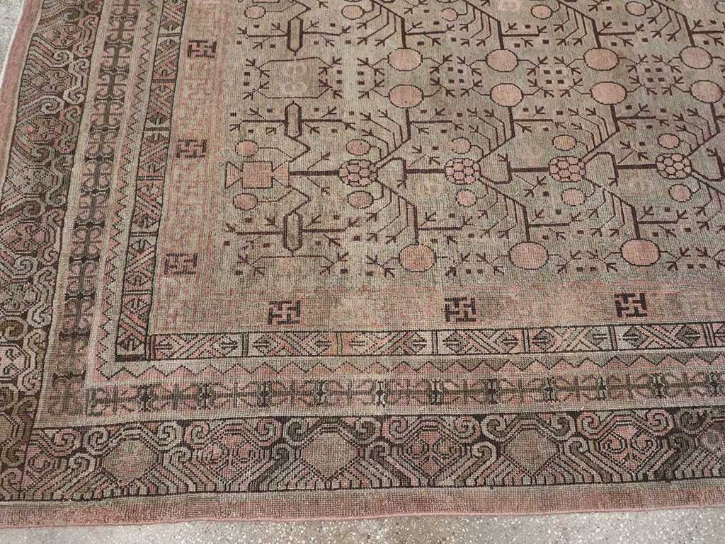 Antique East Turkestan Khotan Room Size Carpet, No.19007 - Galerie Shabab