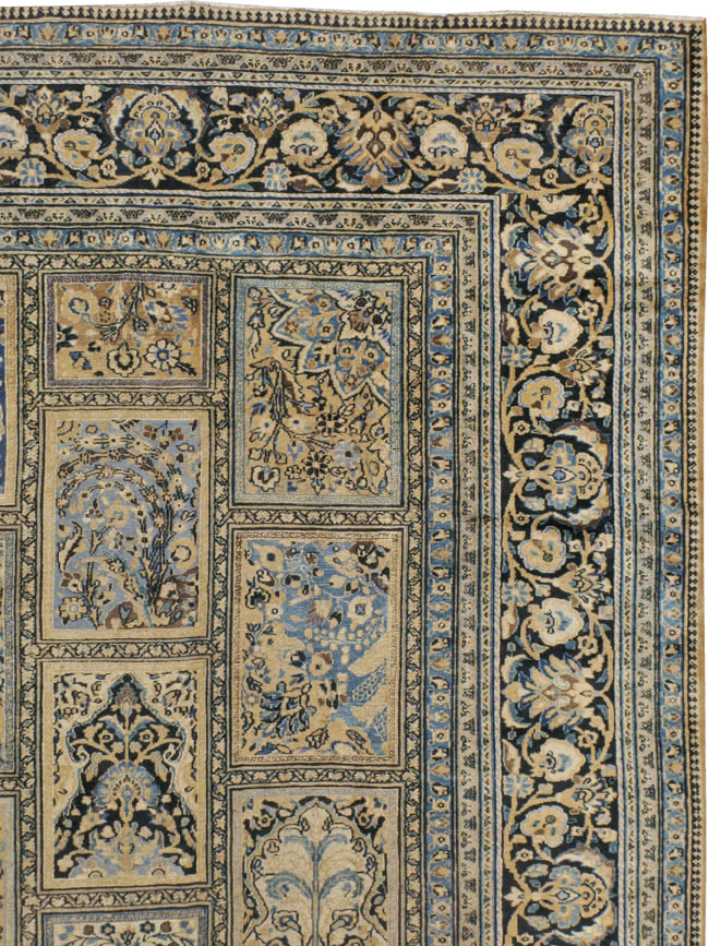 Antique Persian Mashad Carpet, No.19011 - Galerie Shabab