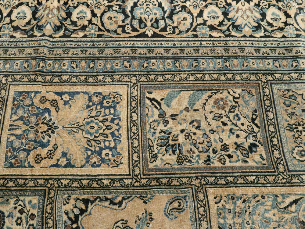Antique Persian Mashad Carpet, No.19011 - Galerie Shabab