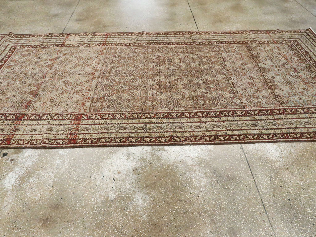 Vintage Persian Malayer Gallery Carpet, No.19017 - Galerie Shabab