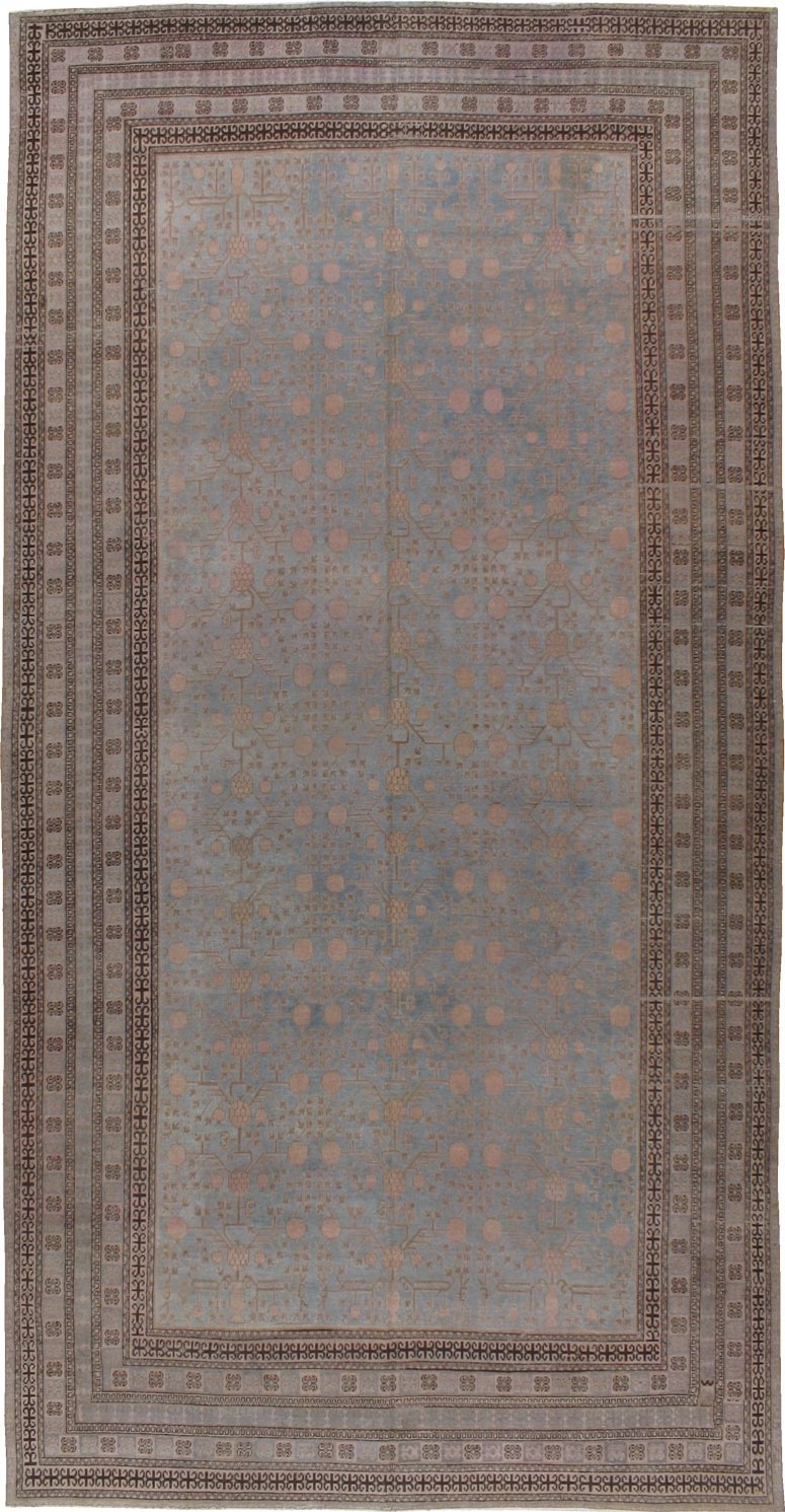 Antique Khotan Gallery Carpet, No.19022 - Galerie Shabab