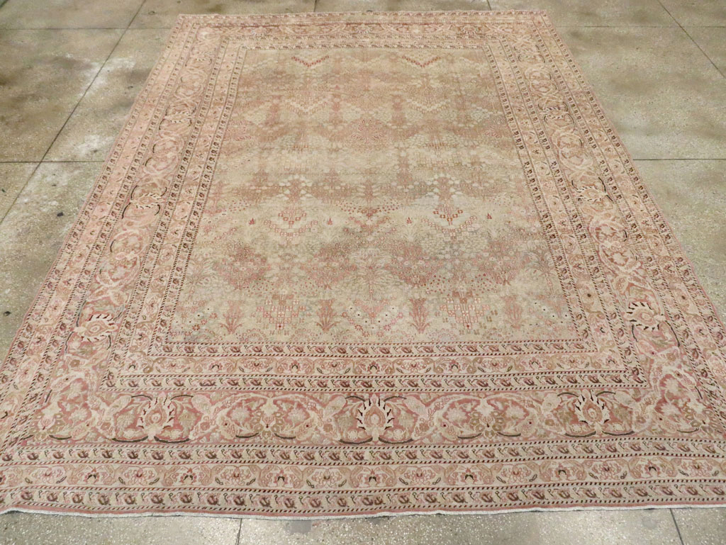 Antique Persian Dorokhsh Carpet, No.19025 - Galerie Shabab