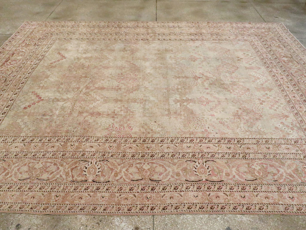 Antique Persian Dorokhsh Carpet, No.19025 - Galerie Shabab