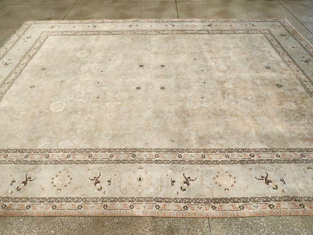 Antique Persian Tabriz Carpet, No.19040 - Galerie Shabab