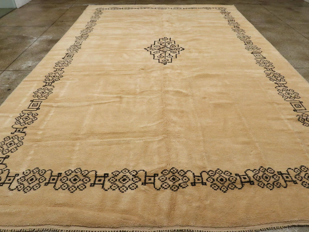 Vintage Moroccan Carpet, No.19044 - Galerie Shabab