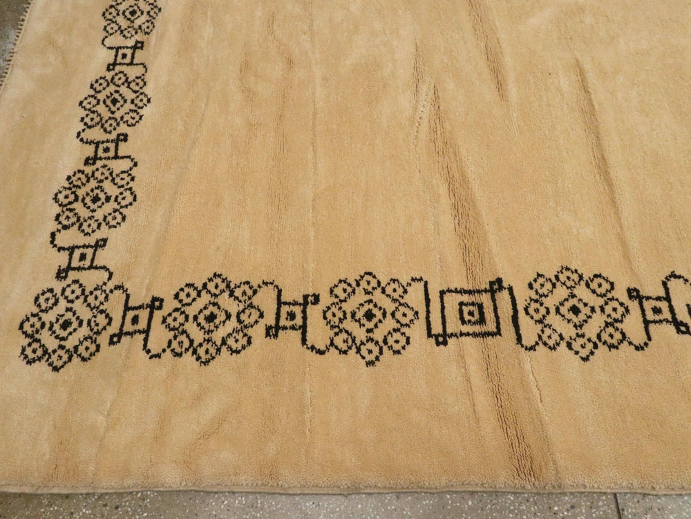 Vintage Moroccan Carpet, No.19044 - Galerie Shabab