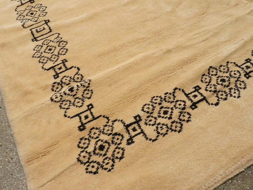 Vintage Moroccan Carpet, No.19044 - Galerie Shabab