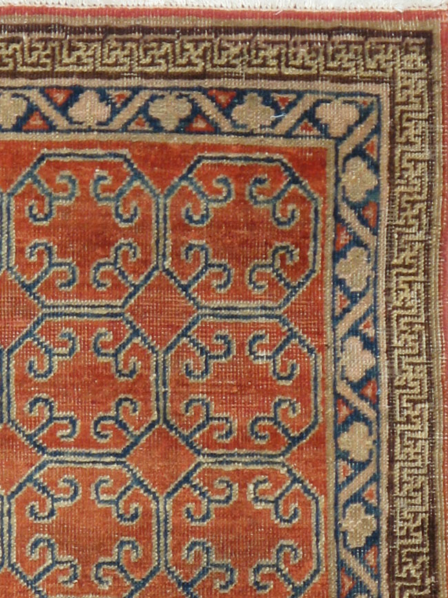 Antique Khotan Rug, No.19047 - Galerie Shabab
