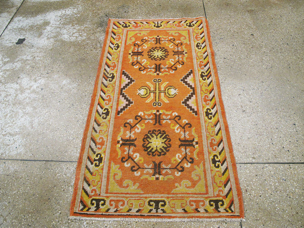 Vintage East Turkestan Khotan Rug (Pair: 1 of 2), No.19050 - Galerie Shabab