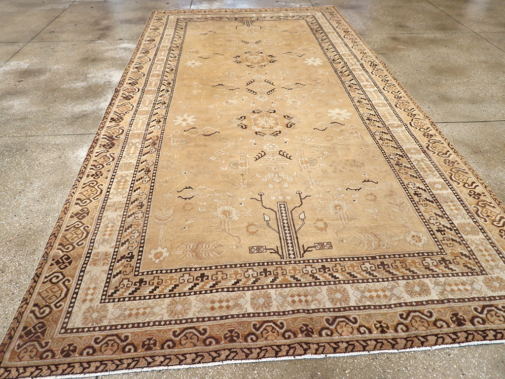 Antique East Turkestan Khotan Carpet, No.19052 - Galerie Shabab