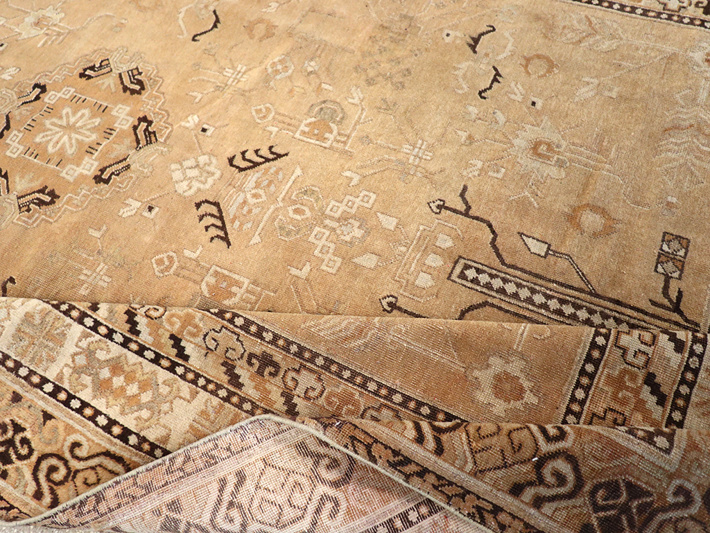 Antique East Turkestan Khotan Carpet, No.19052 - Galerie Shabab