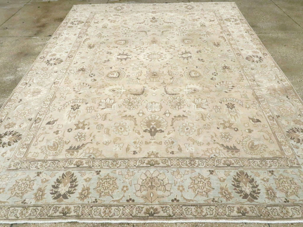 Vintage Persian Tabriz Room Size Carpet, No.19072 - Galerie Shabab