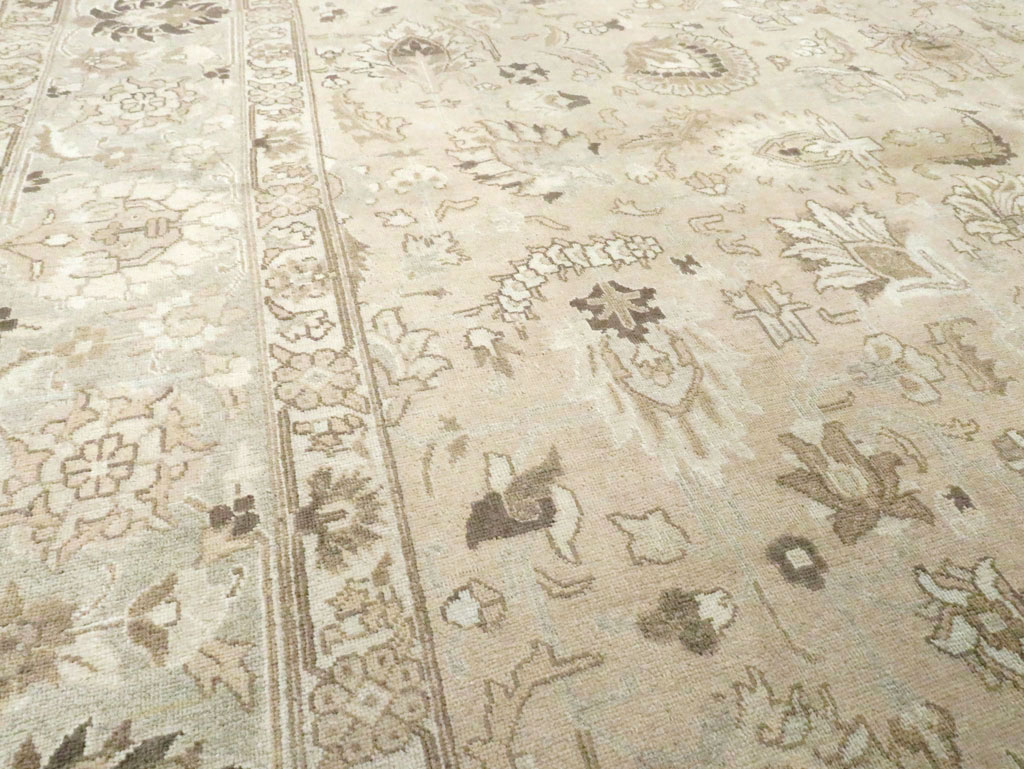 Vintage Persian Tabriz Room Size Carpet, No.19072 - Galerie Shabab
