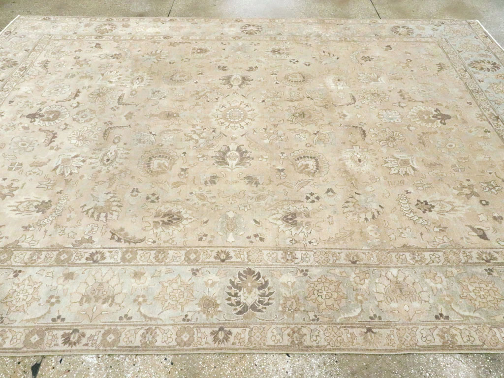 Vintage Persian Tabriz Room Size Carpet, No.19072 - Galerie Shabab