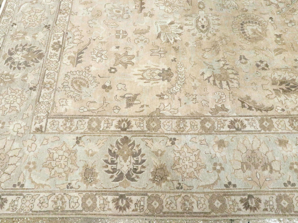 Vintage Persian Tabriz Room Size Carpet, No.19072 - Galerie Shabab