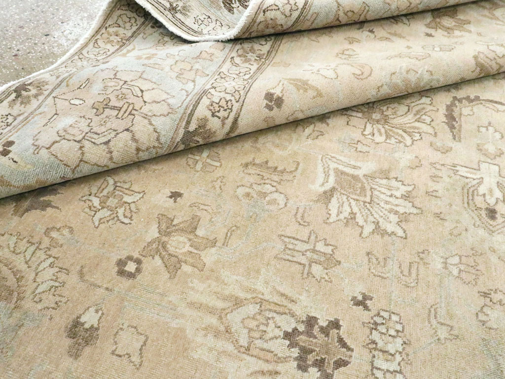 Vintage Persian Tabriz Room Size Carpet, No.19072 - Galerie Shabab