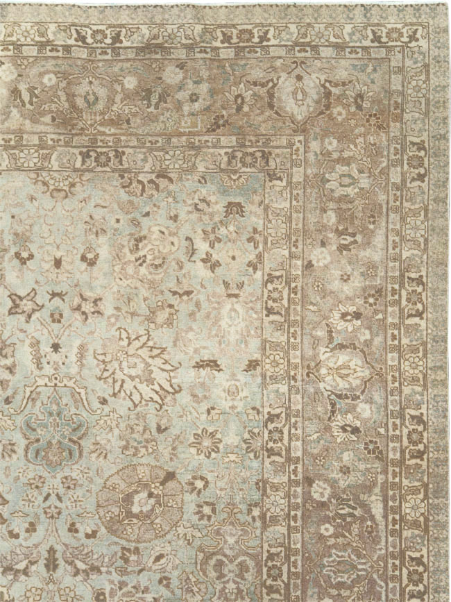 Vintage Persian Tabriz Room Size Carpet, No.19083 - Galerie Shabab