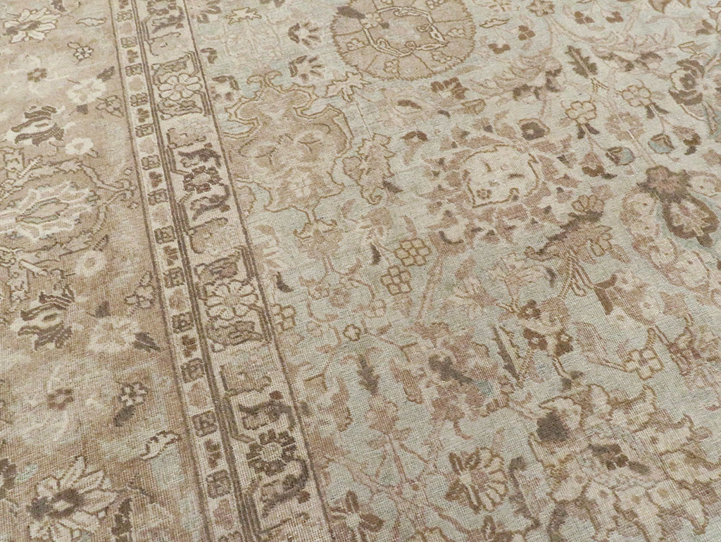 Vintage Persian Tabriz Room Size Carpet, No.19083 - Galerie Shabab