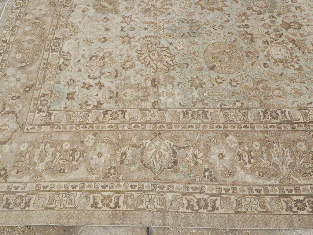 Vintage Persian Tabriz Room Size Carpet, No.19083 - Galerie Shabab